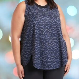 Athletica Featherlight Blouse